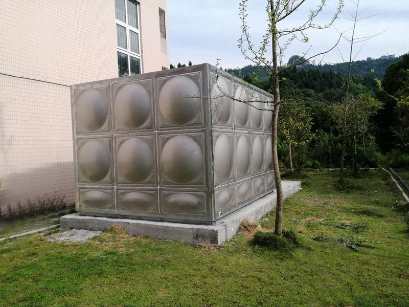 鹤峰矩形不锈钢保温水箱